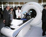 }`XCXCTuAquilion 64v