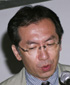 川崎友裕 氏