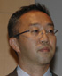 松木 充 氏