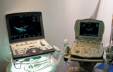 「Vivid i」(左)と,「LOGIQBook XP」(右)