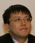 小山靖史 氏