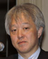 深津 博 氏