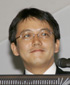 小山靖史 氏