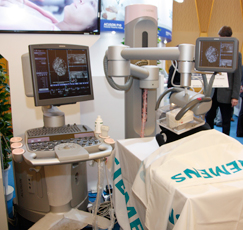 ACUSON S2000ACUSON S2000 ABVSiAutomated Breast Volume Scannerj