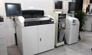 Kodak DirectView CR975 System(左)とKodak DirectView CR Elite System(右)