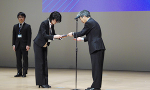 JSRT CyPos賞金賞(村松千左子氏,渋谷 徹氏,山崎隆治氏)