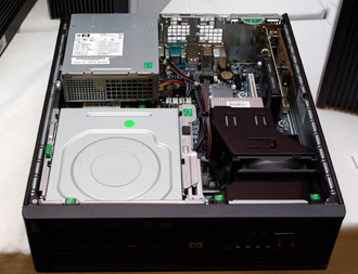 HP Z200 SFF WorkstationB➑̂Ɏ܂悤}U[{[h̐݌vɂ͋JƂB