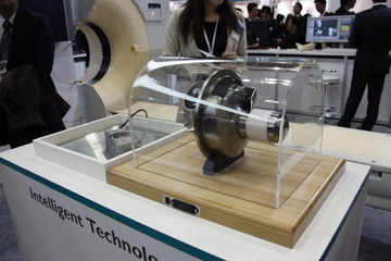 Brilliance iCT1000mA i-MRCǋiEj0.27b]\ƂAir Bearing̓W