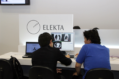 Elekta SynergyXVI SymmetryȂǂ̋@\